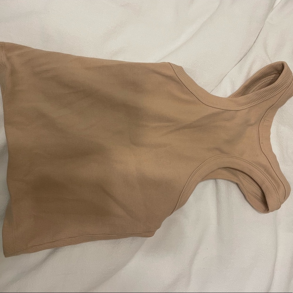 Zara Racerback Tan Tanktop - Picture 2 of 2